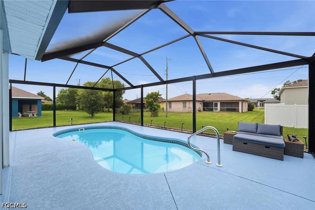 3 Bed Pool Home for Sale in Cape Coral, photo 23