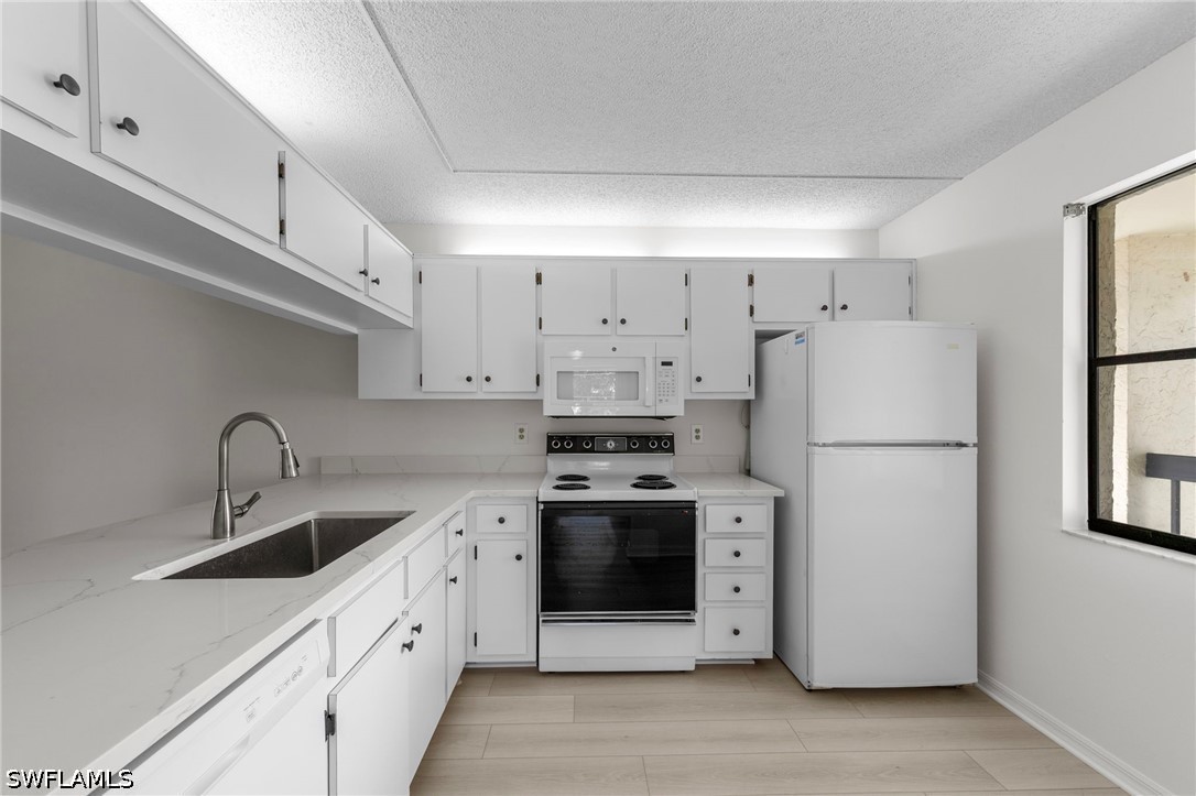 2 Bed Condominium for Sale in Fort Myers, photo 23