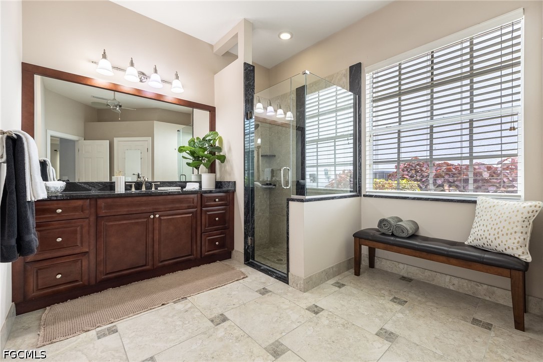 2 Bed SingleFamilyResidence for Sale in Naples, photo 23