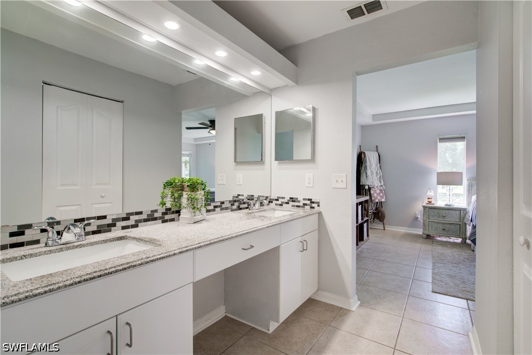 3 Bed SingleFamilyResidence for Sale in Naples, photo 23