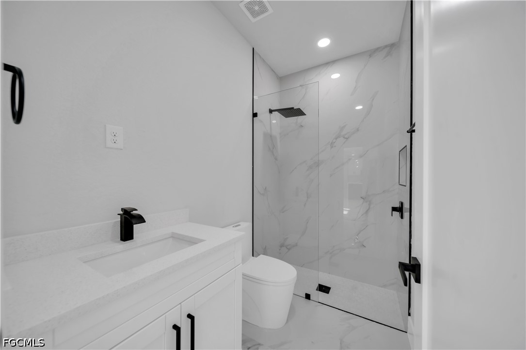 3 Bed SingleFamilyResidence for Sale in Lehigh Acres, photo 23