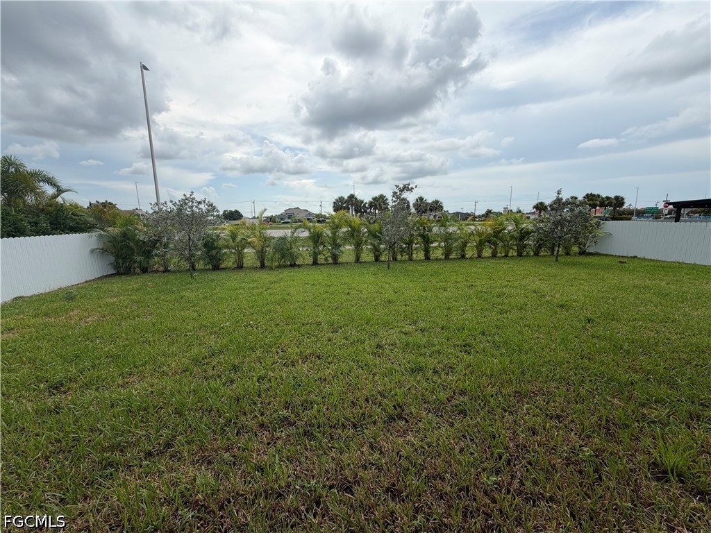 4 Bed SingleFamilyResidence for Sale in Cape Coral, photo 23