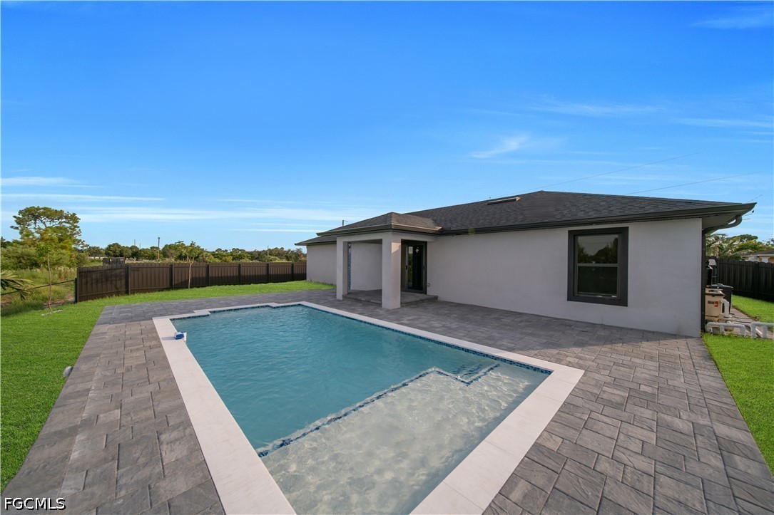 3 Bed Pool Home for Sale in Cape Coral, photo 23