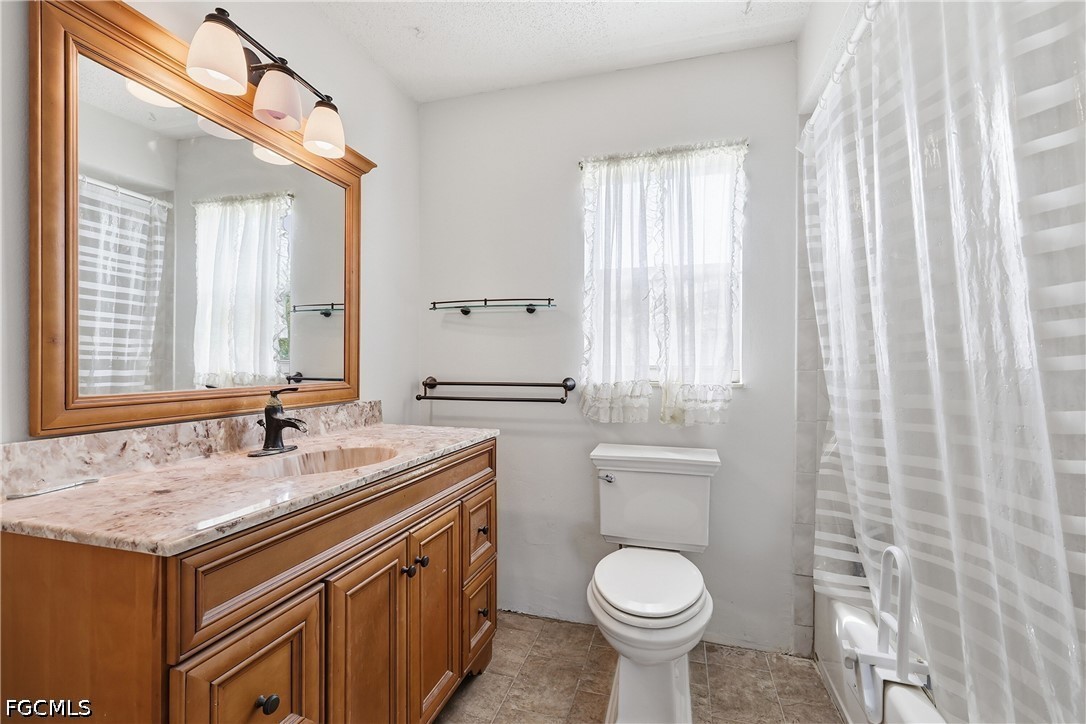 4 Bed Pool Home for Sale in Cape Coral, photo 23