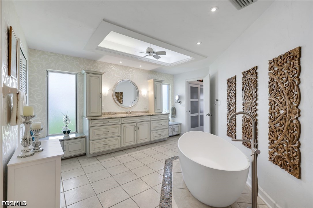 4 Bed Pool Home for Sale in The Forest, photo 23