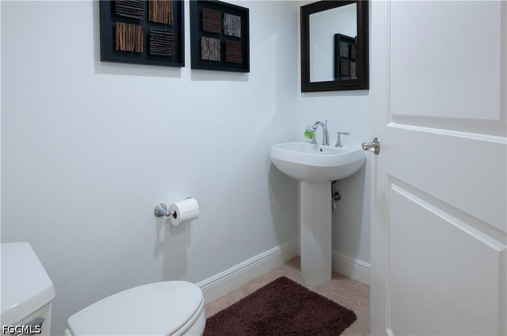 3 Bed Waterfront Home for Sale in Cape Coral, photo 23