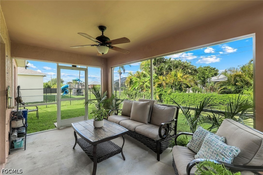 3 Bed SingleFamilyResidence for Sale in Cape Coral, photo 23