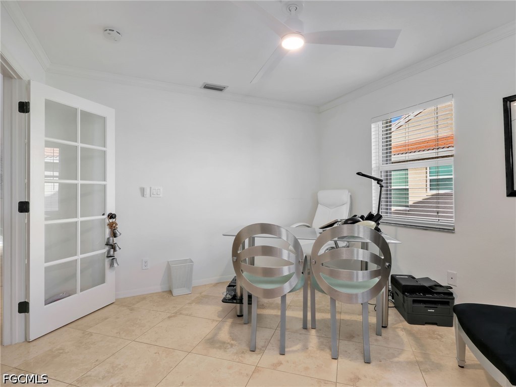 2 Bed Waterfront Home for Sale in Naples, photo 23