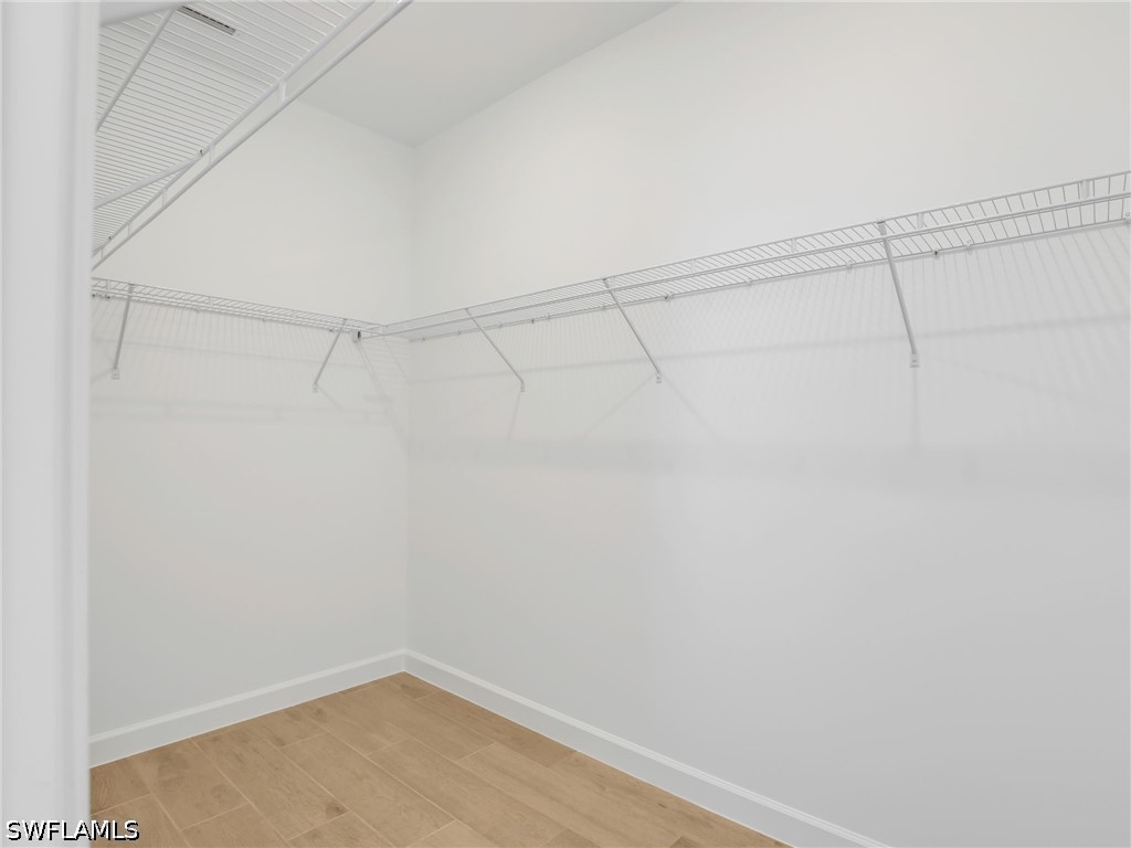4 Bed SingleFamilyResidence for Sale in Estero, photo 23