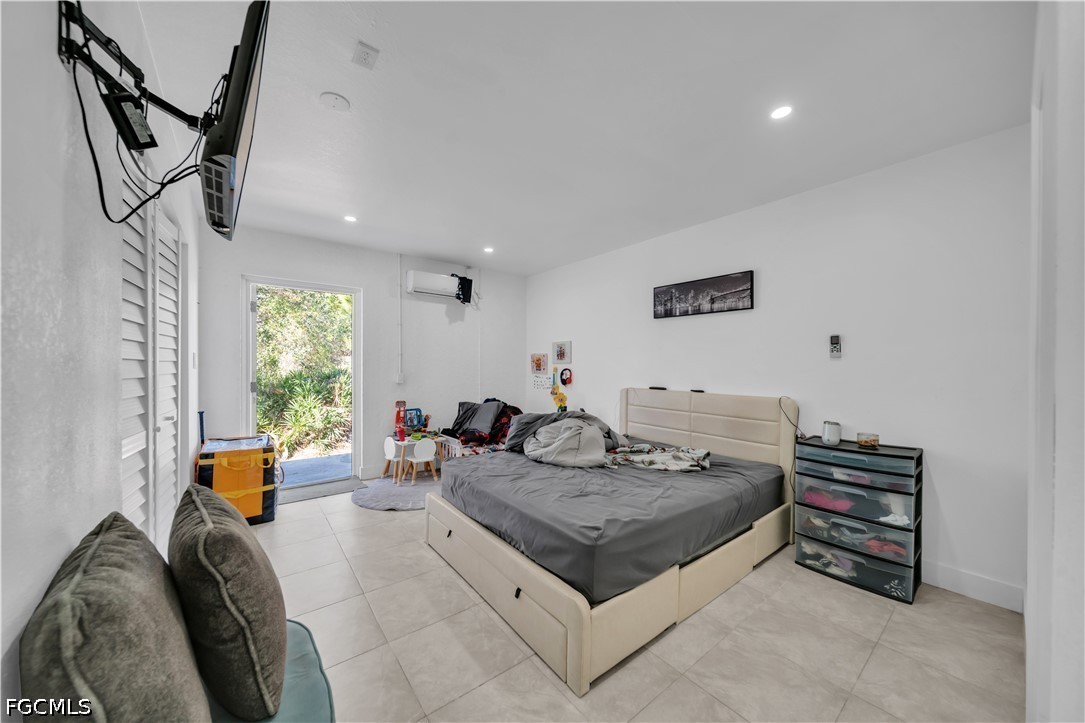 3 Bed SingleFamilyResidence for Sale in Lehigh Acres, photo 23