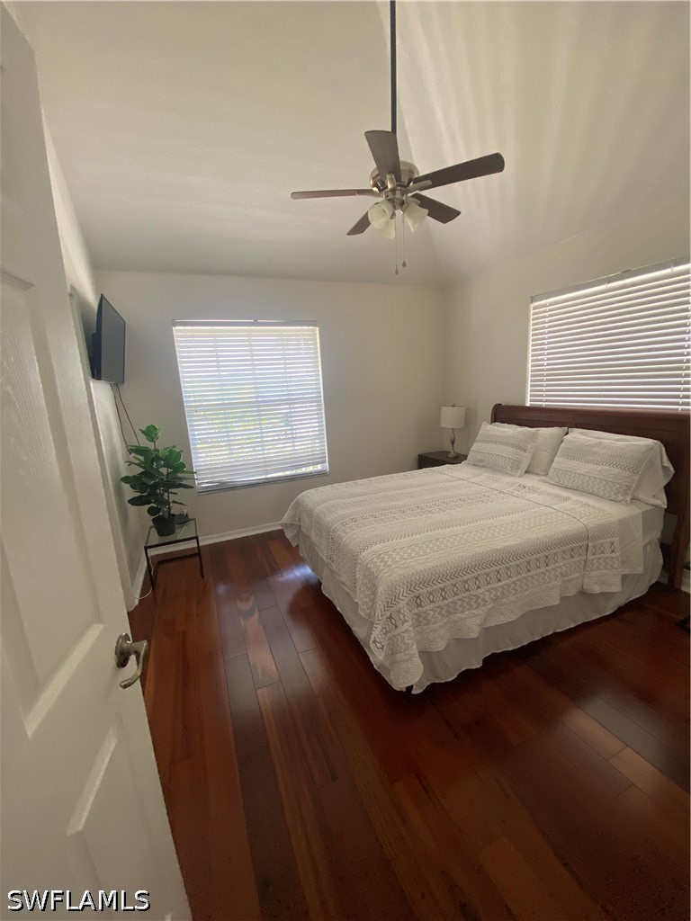 4 Bed Pool Home for Sale in Isles Of Capri, photo 23