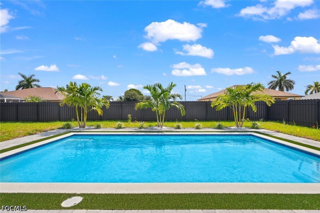 3 Bed Pool Home for Sale in Cape Coral, photo 23