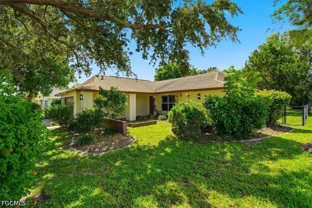 3 Bed Waterfront Home for Sale in Fort Myers, photo 23