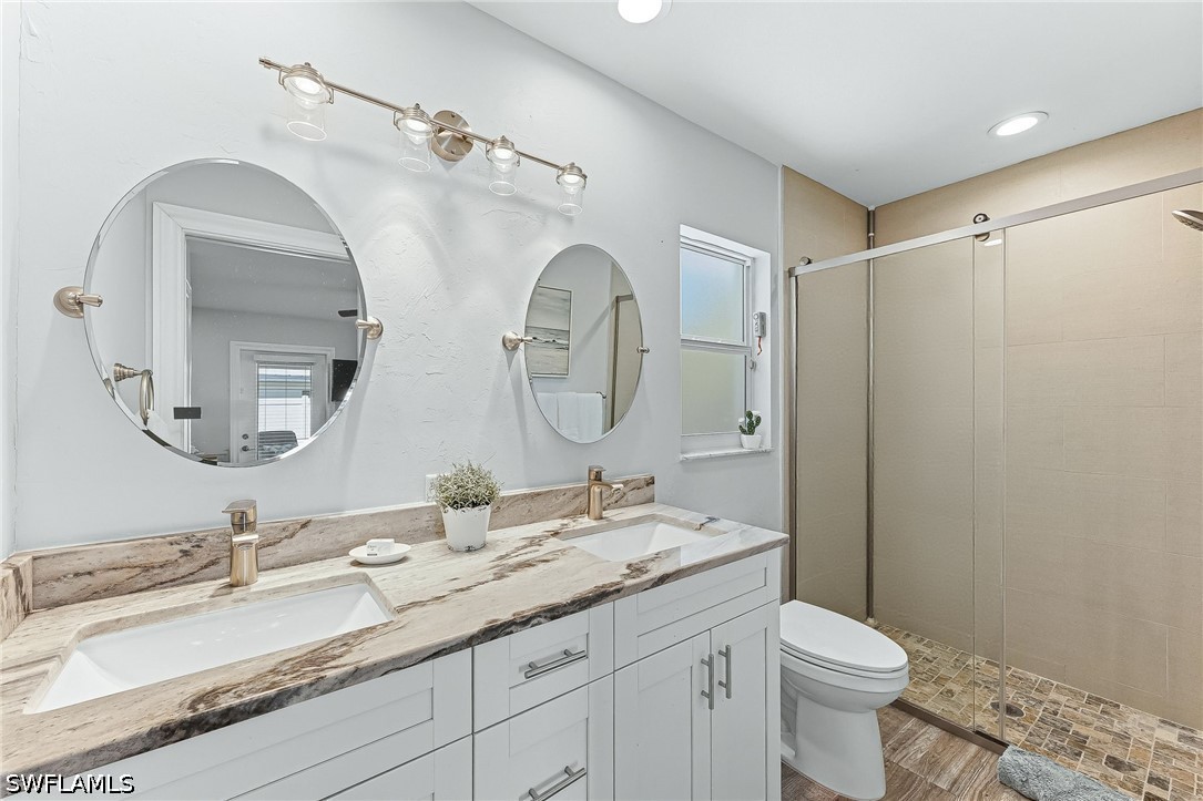 3 Bed Pool Home for Sale in Naples Park, photo 23
