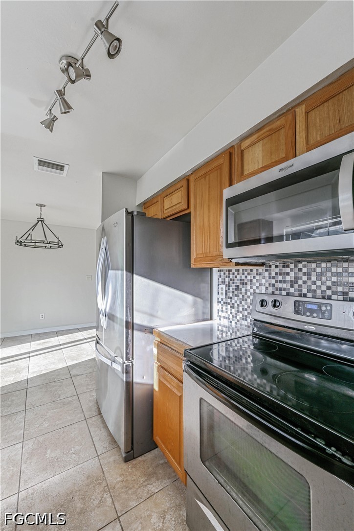 3 Bed SingleFamilyResidence for Sale in Lehigh Acres, photo 23