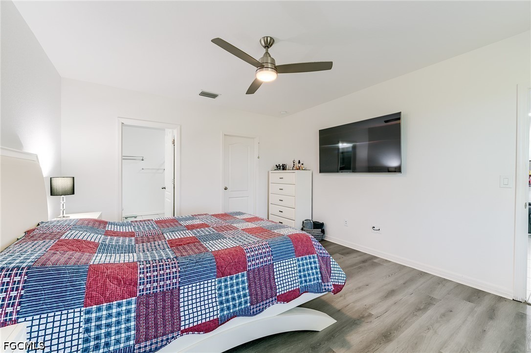 4 Bed SingleFamilyResidence for Sale in Cape Coral, photo 23
