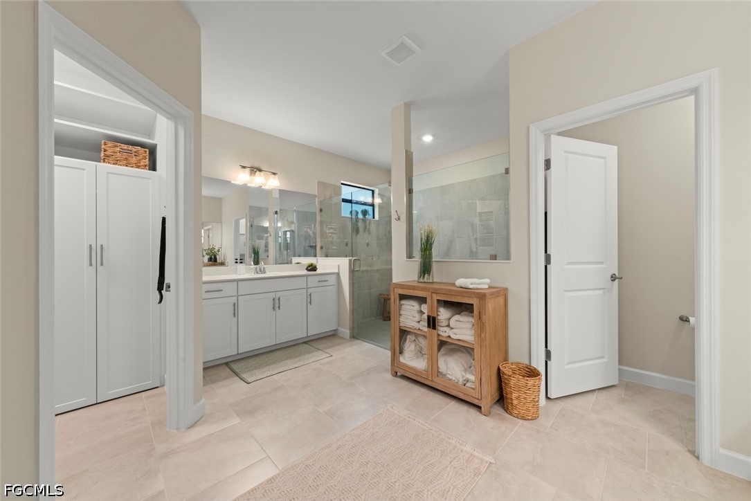 3 Bed SingleFamilyResidence for Sale in Estero, photo 23