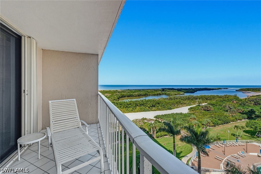 2 Bed Waterfront Home for Sale in Marco Island, photo 23