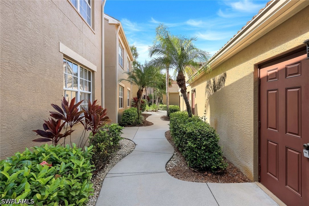 2 Bed Waterfront Home for Sale in Sabal Palm, photo 23