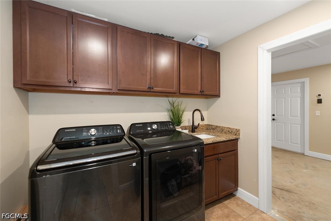 3 Bed SingleFamilyResidence for Sale in Alva, photo 23
