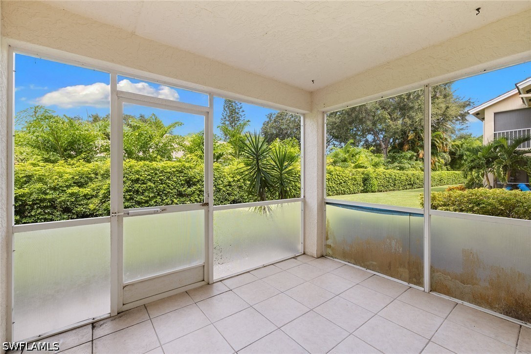 2 Bed Condominium for Sale in Naples, photo 23