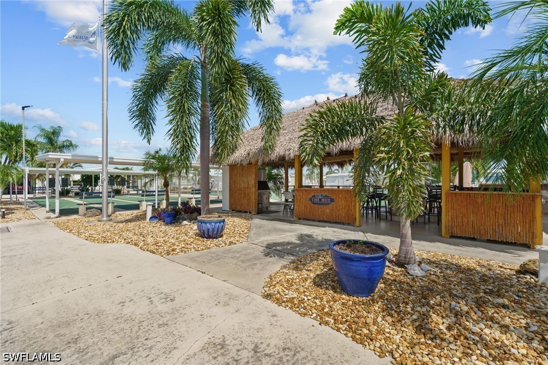 2 Bed ManufacturedHome for Sale in Naples, photo 23