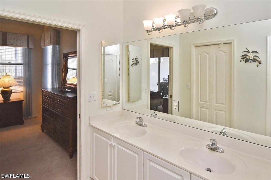 2 Bed Pool Home for Sale in Veranda, photo 23