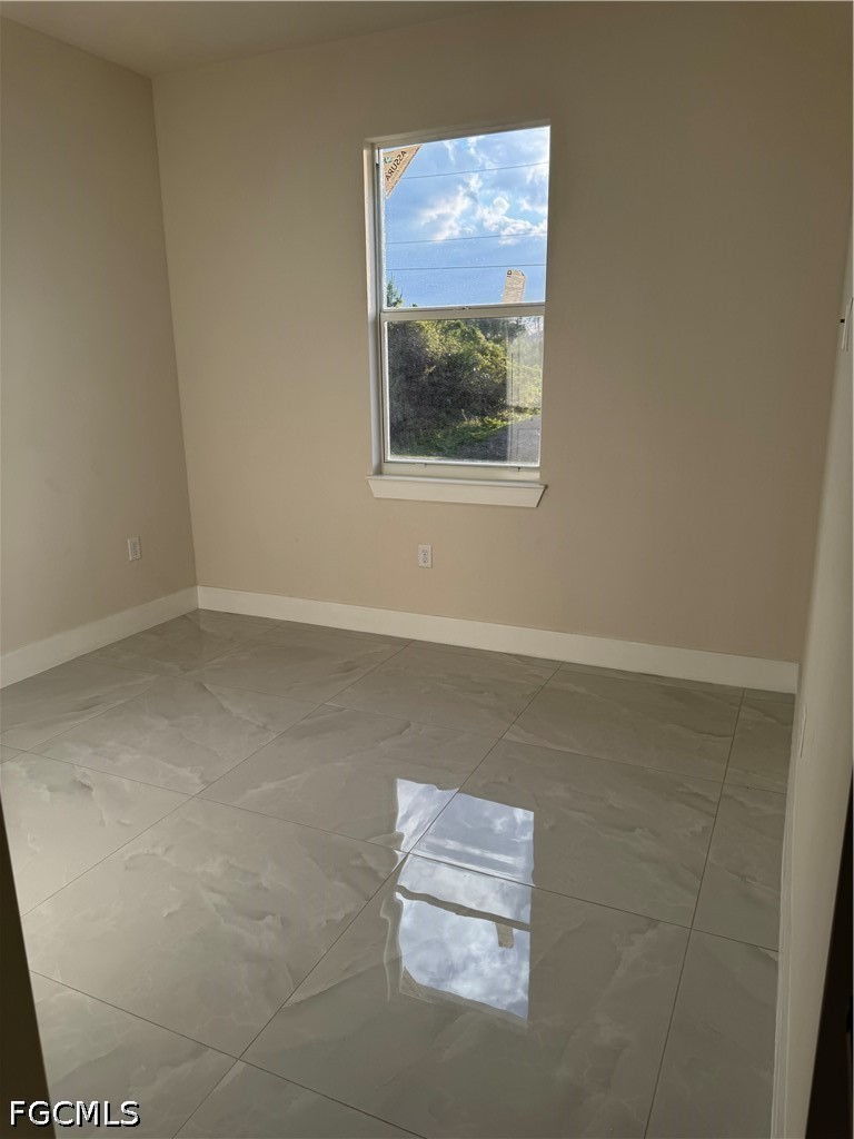 3 Bed SingleFamilyResidence for Sale in Lehigh Acres, photo 23