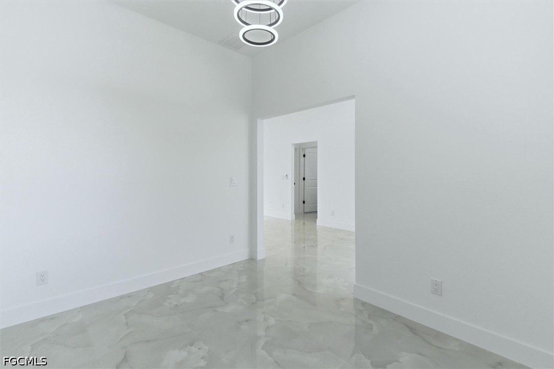 3 Bed SingleFamilyResidence for Sale in Lehigh Acres, photo 23