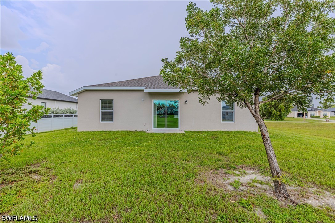 3 Bed SingleFamilyResidence for Sale in Cape Coral, photo 23