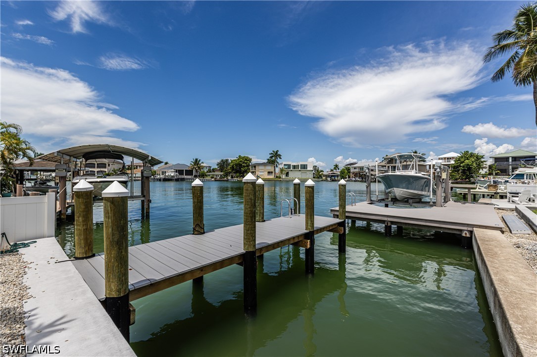 2 Bed Waterfront Home for Sale in Naples, photo 23