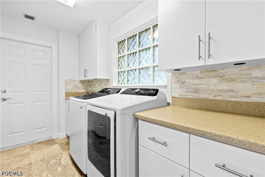 2 Bed Waterfront Home for Sale in Bonita Springs, photo 23