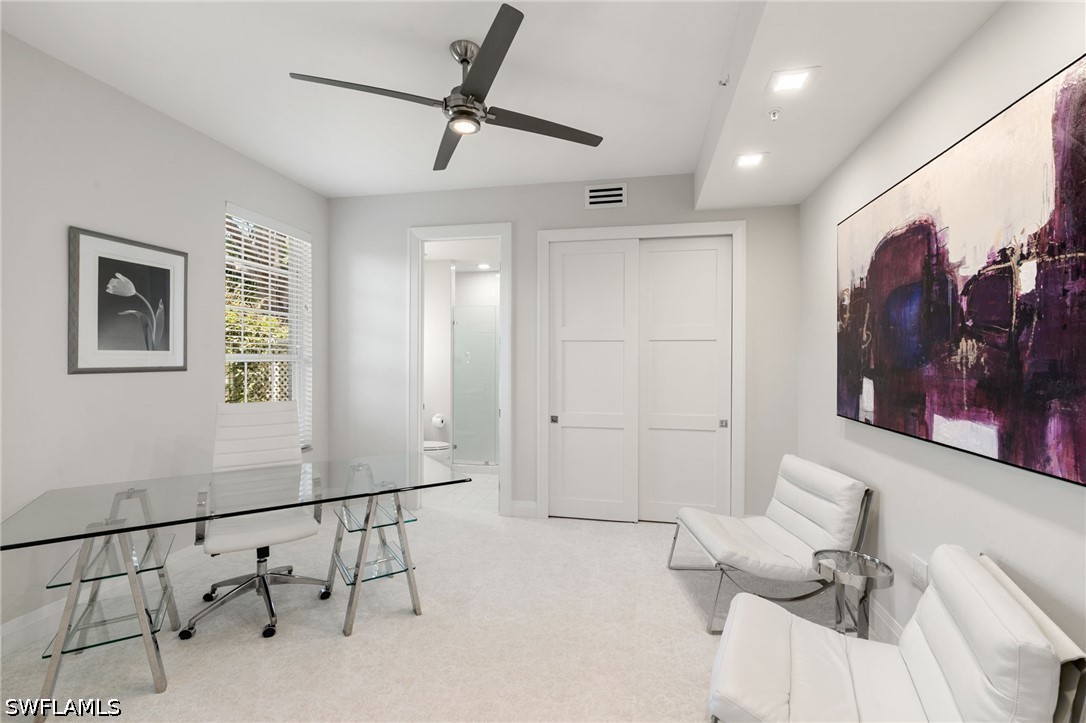 3 Bed Condominium for Sale in Colonade, photo 23