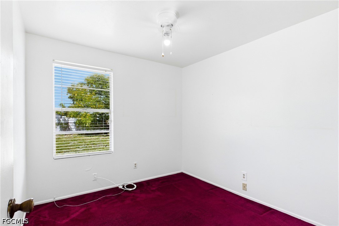 3 Bed SingleFamilyResidence for Sale in Cape Coral, photo 23