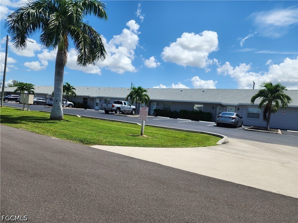 2 Bed Condominium for Sale in Cape Coral, photo 23