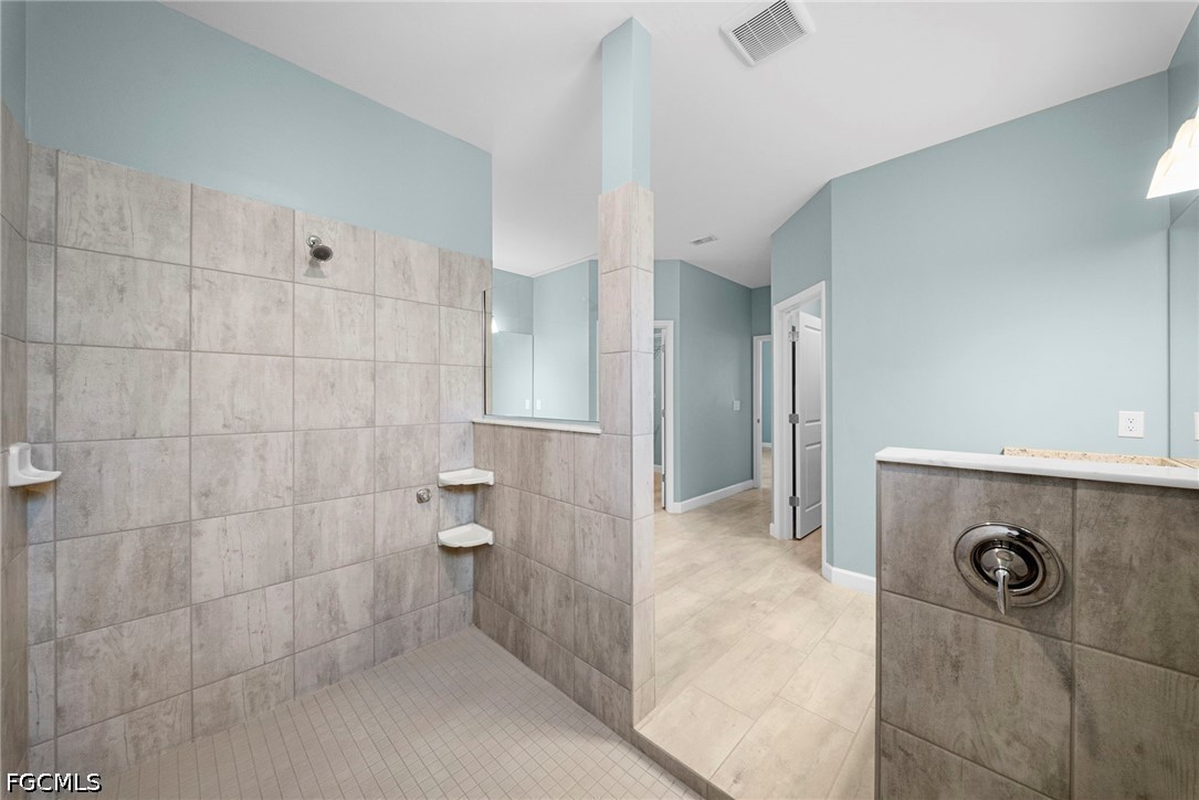 3 Bed SingleFamilyResidence for Sale in Timber Creek, photo 23