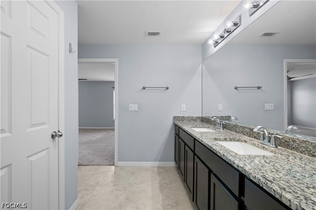 4 Bed SingleFamilyResidence for Sale in Cape Coral, photo 23
