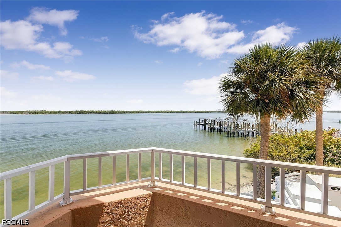 1 Bed Waterfront Home for Sale in Bonita Springs, photo 23