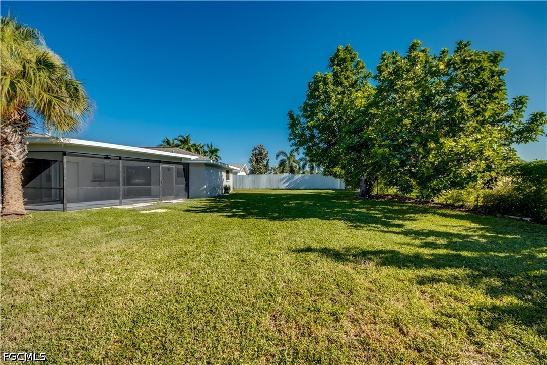 3 Bed SingleFamilyResidence for Sale in Cape Coral, photo 23