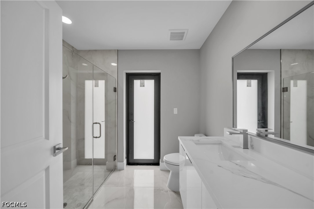 3 Bed SingleFamilyResidence for Sale in Lehigh Acres, photo 23