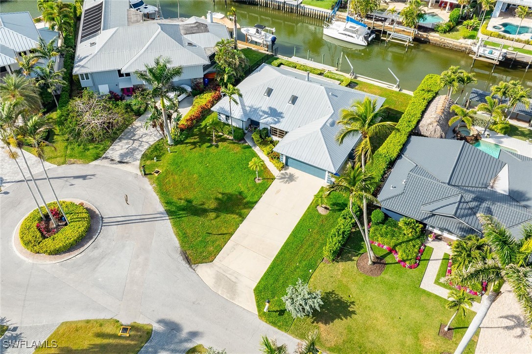 3 Bed Pool Home for Sale in Royal Harbor, photo 24