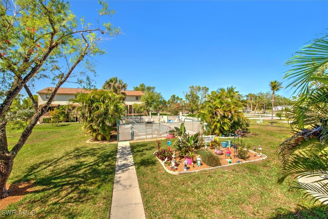 2 Bed Condominium for Sale in Fort Myers, photo 24