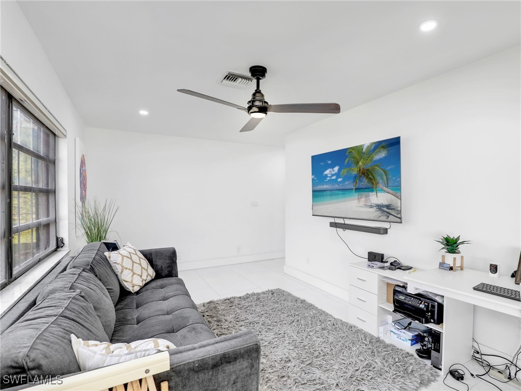3 Bed Pool Home for Sale in Willoughby Acres, photo 24