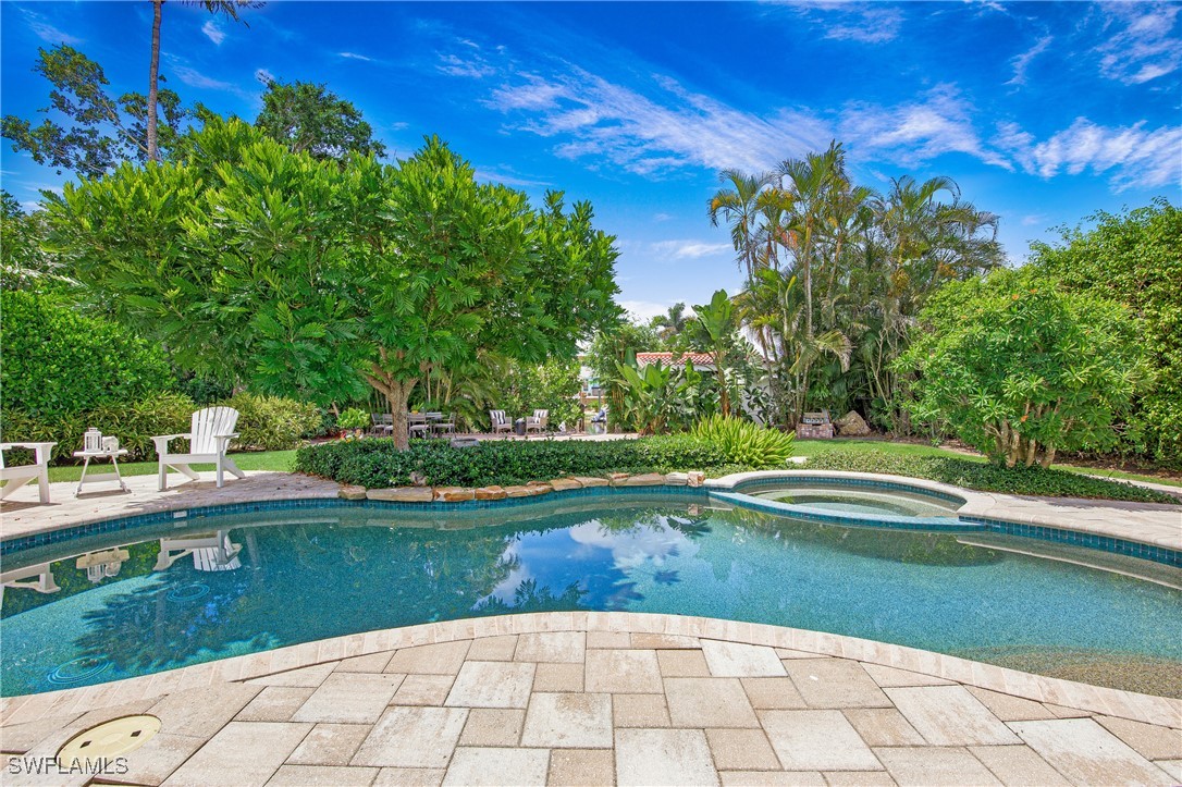 3 Bed Pool Home for Sale in Golden Shores, photo 24