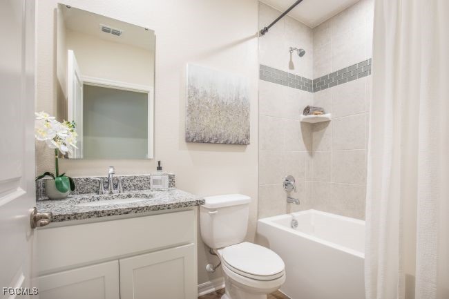 4 Bed SingleFamilyResidence for Sale in Cape Coral, photo 24