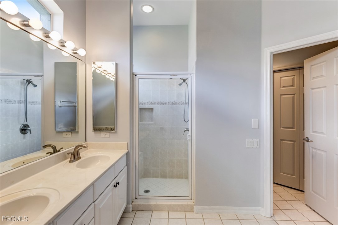 3 Bed Pool Home for Sale in Fort Myers, photo 24