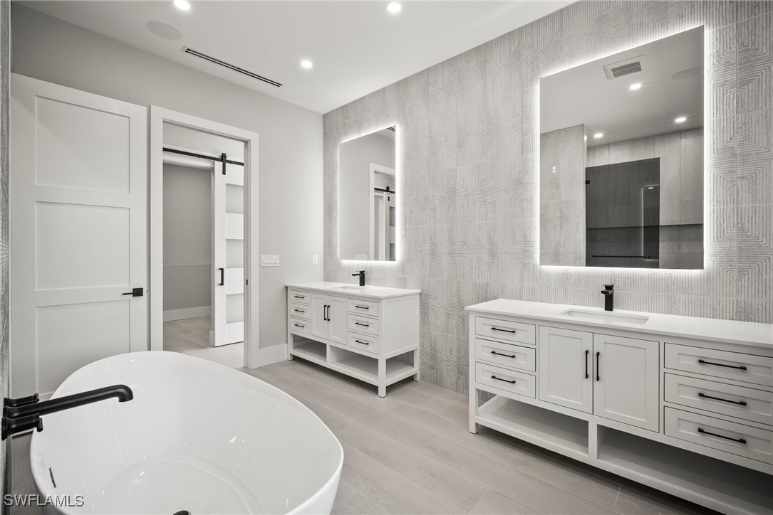 3 Bed Pool Home for Sale in Marco Island, photo 24