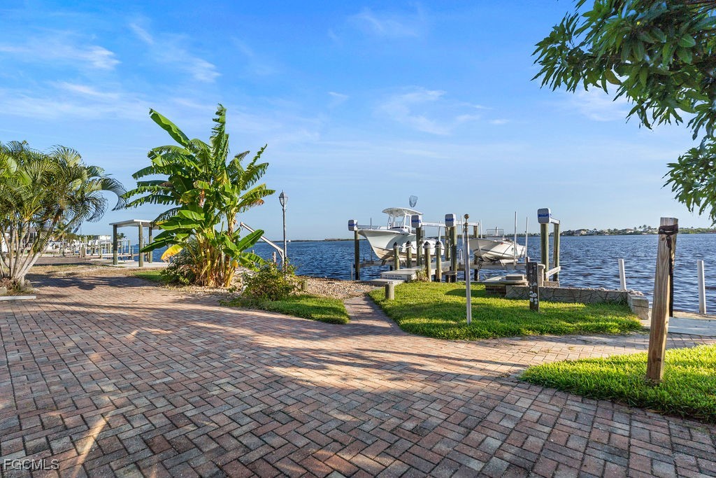 3 Bed Waterfront Home for Sale in Matlacha, photo 24