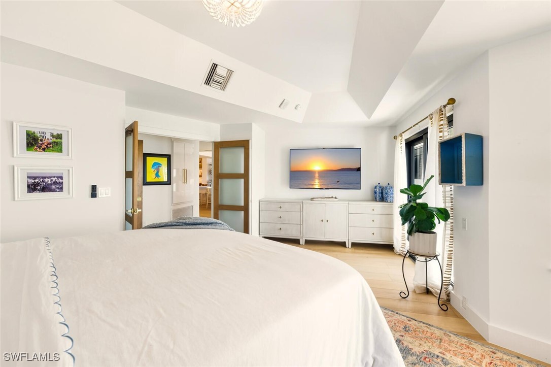 2 Bed Waterfront Home for Sale in Naples, photo 24