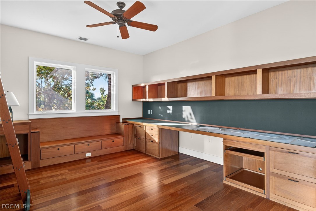 3 Bed Pool Home for Sale in Metes And Bounds, photo 24